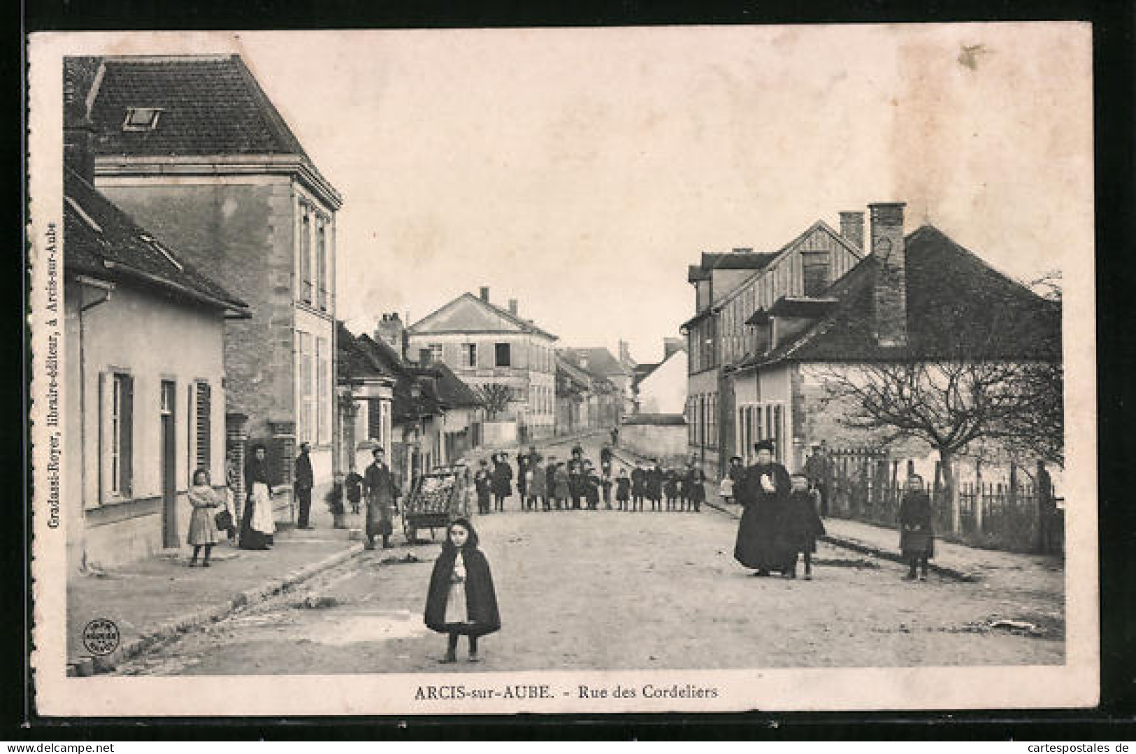 CPA Arcis-sur-Aube, Rue Des Cordeliers  - Arcis Sur Aube