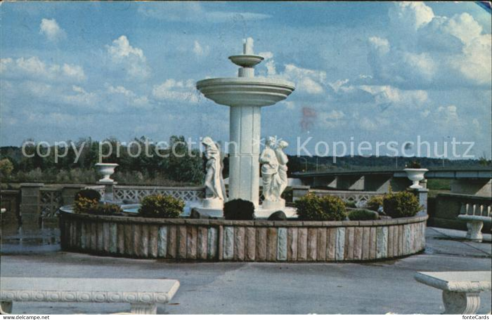 72498495 Clinton_Indiana Quattro Stagioni Fountain - Other & Unclassified