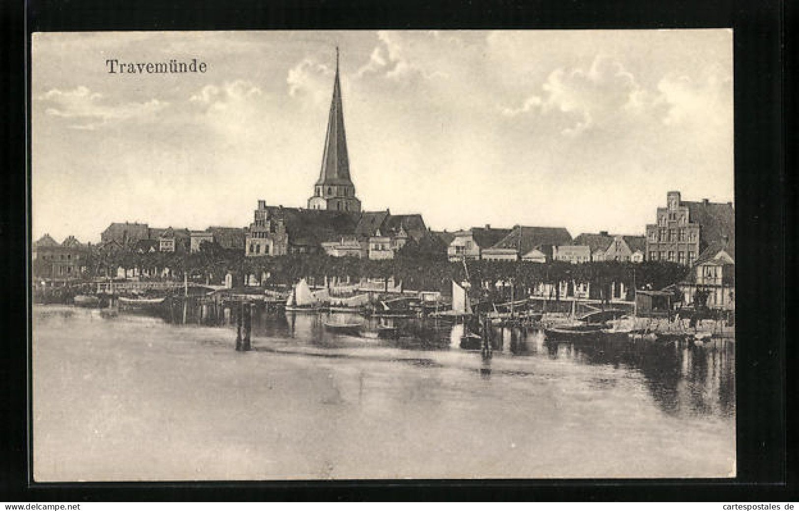 AK Travemünde, Uferpartie Mit Kirche, Bootsanleger  - Luebeck-Travemuende