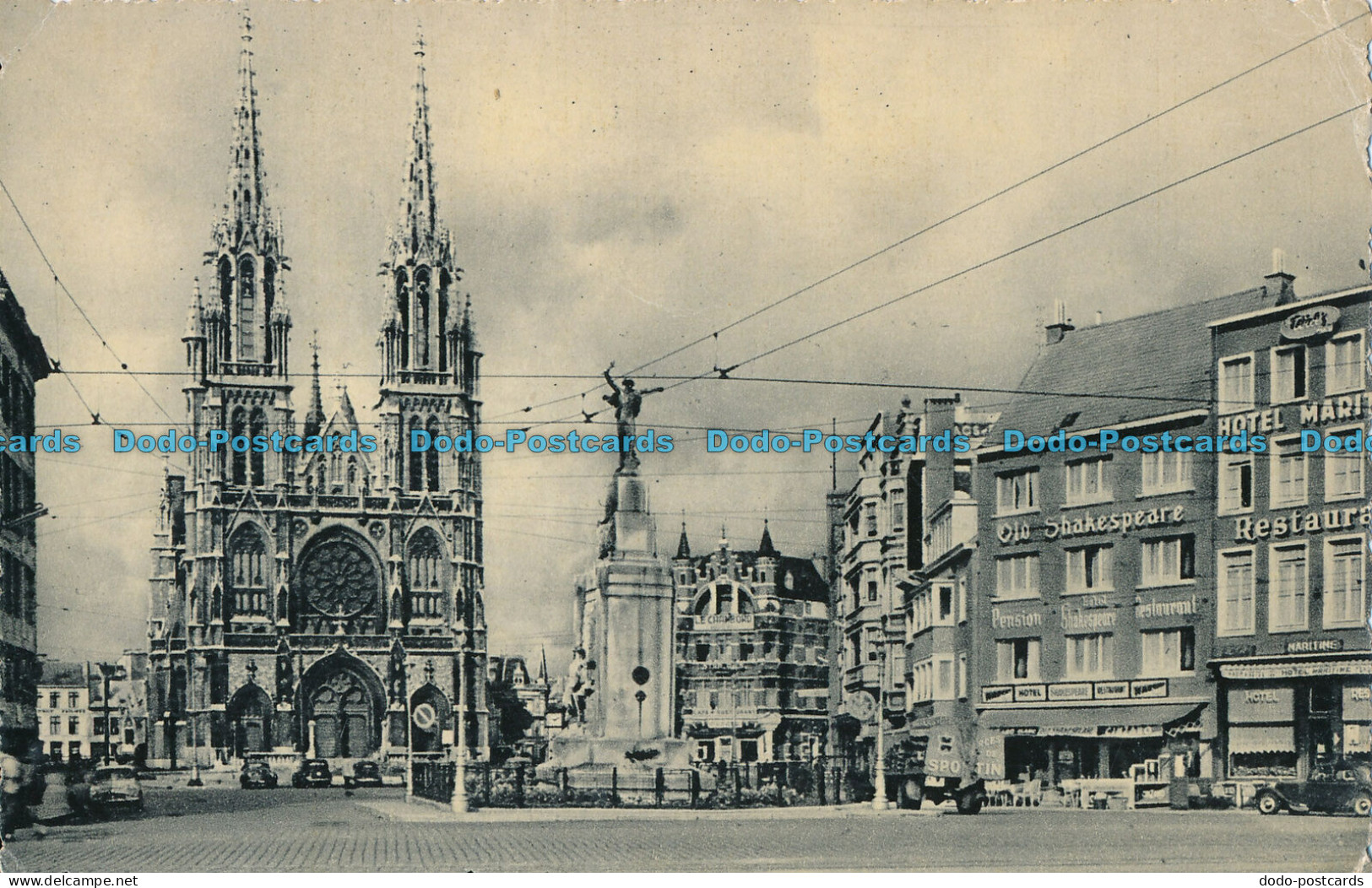 R007545 Ostende. Cathedrale St. Pierre Et Paul Et Monument Aux Morts. Imprime. 1 - World