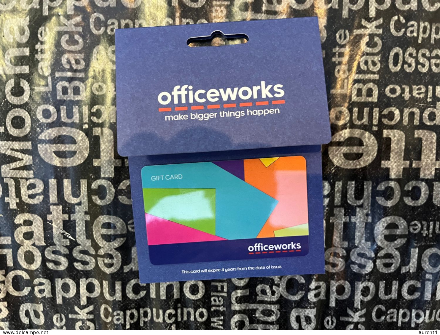 19-5-2024 (Gift Card) Collector Card - Australia - Officeworks (2 Cards - No Value On Either Card) - Gift Cards