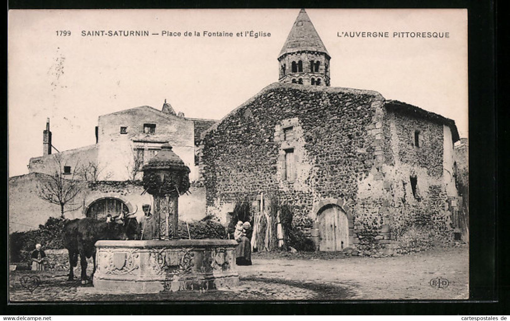 CPA Saint-Saturnin, Place De La Fontaine Et L`Eglise  - Autres & Non Classés