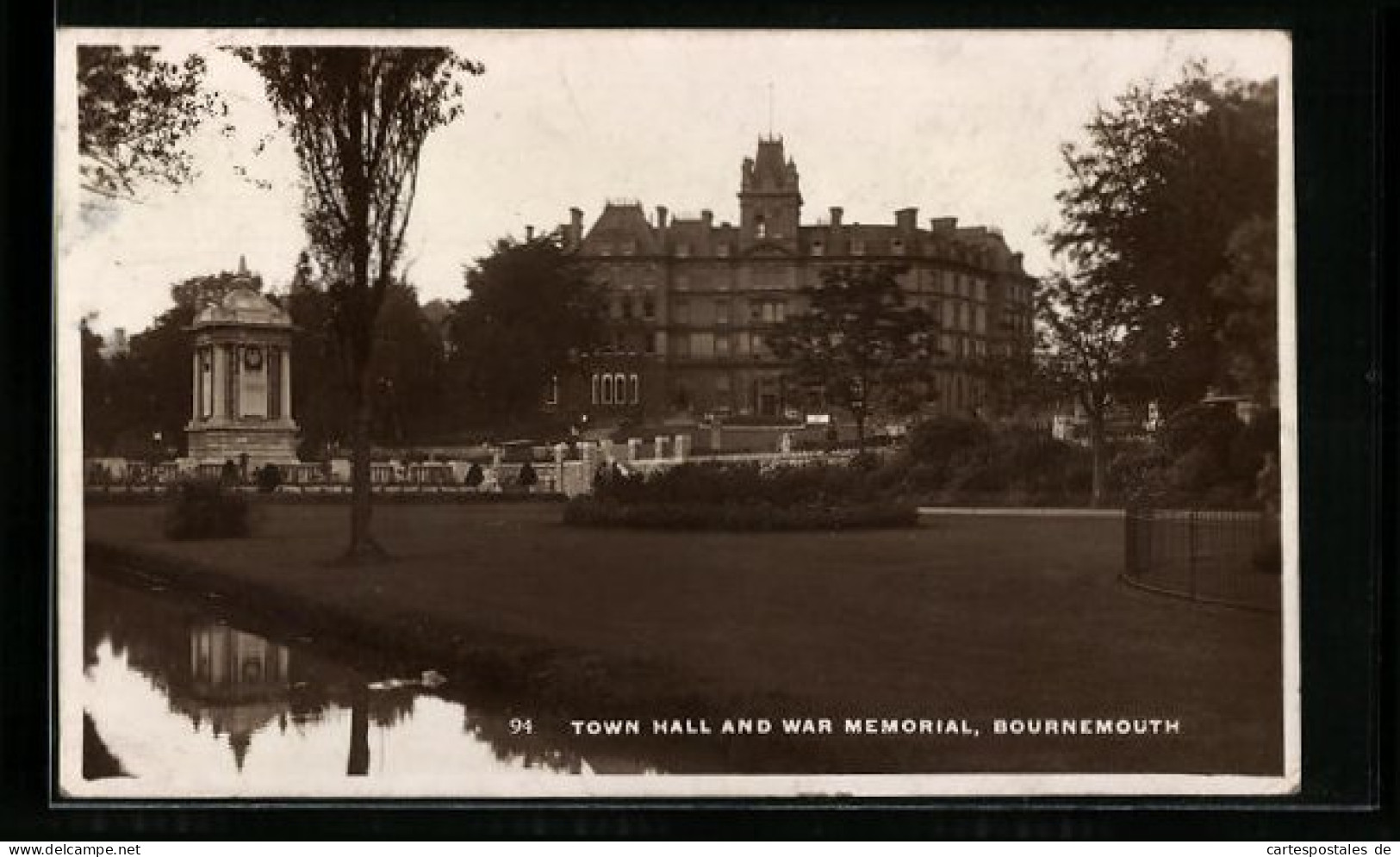 Pc Bournemouth, Town Hall And War Memorial  - Bournemouth (depuis 1972)