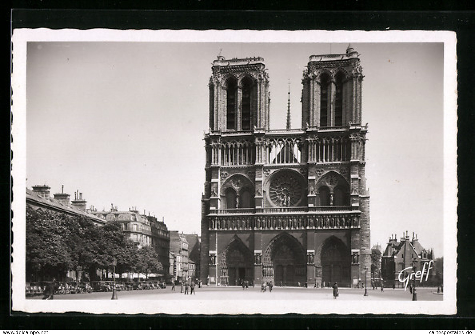 AK Paris, Cathédrale Notre-Dame, Ansicht Von Vorne  - Autres & Non Classés