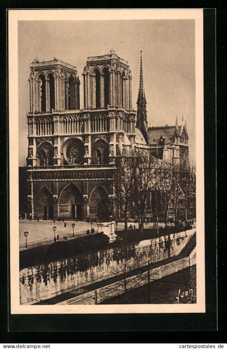 AK Paris, Cathédrale Notre-Dame, Blick Von Der Brücke Aus  - Autres & Non Classés