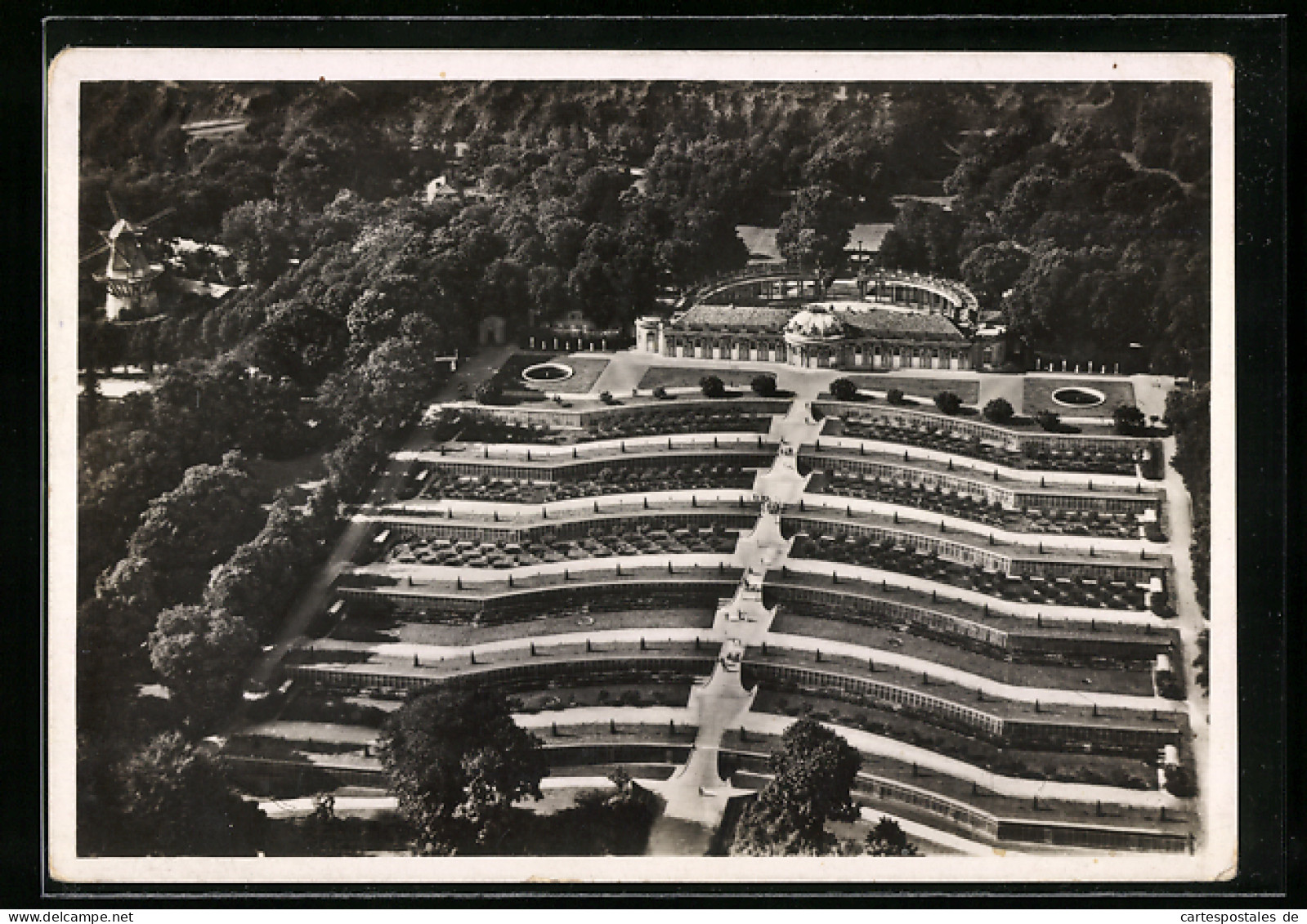 AK Potsdam, Schloss Sanssouci Aus Der Vogelschau  - Potsdam