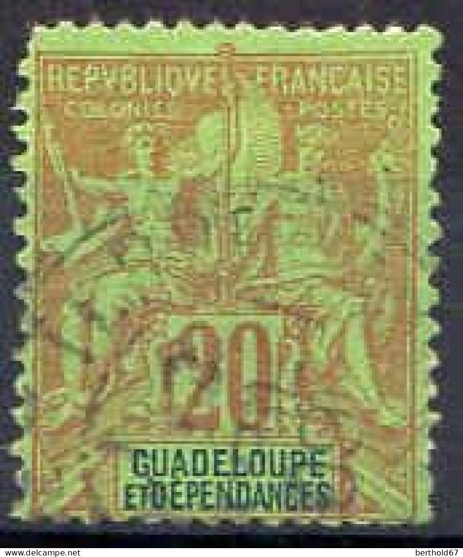 Guadeloupe Poste Obl Yv: 33 Mi:33 Groupe Allégorique Mouchon (Beau Cachet Rond) - Oblitérés