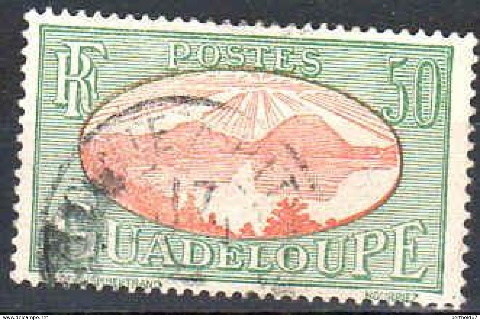 Guadeloupe Poste Obl Yv:110 Mi:108 Rade Des Saintes (Beau Cachet Rond) - Used Stamps