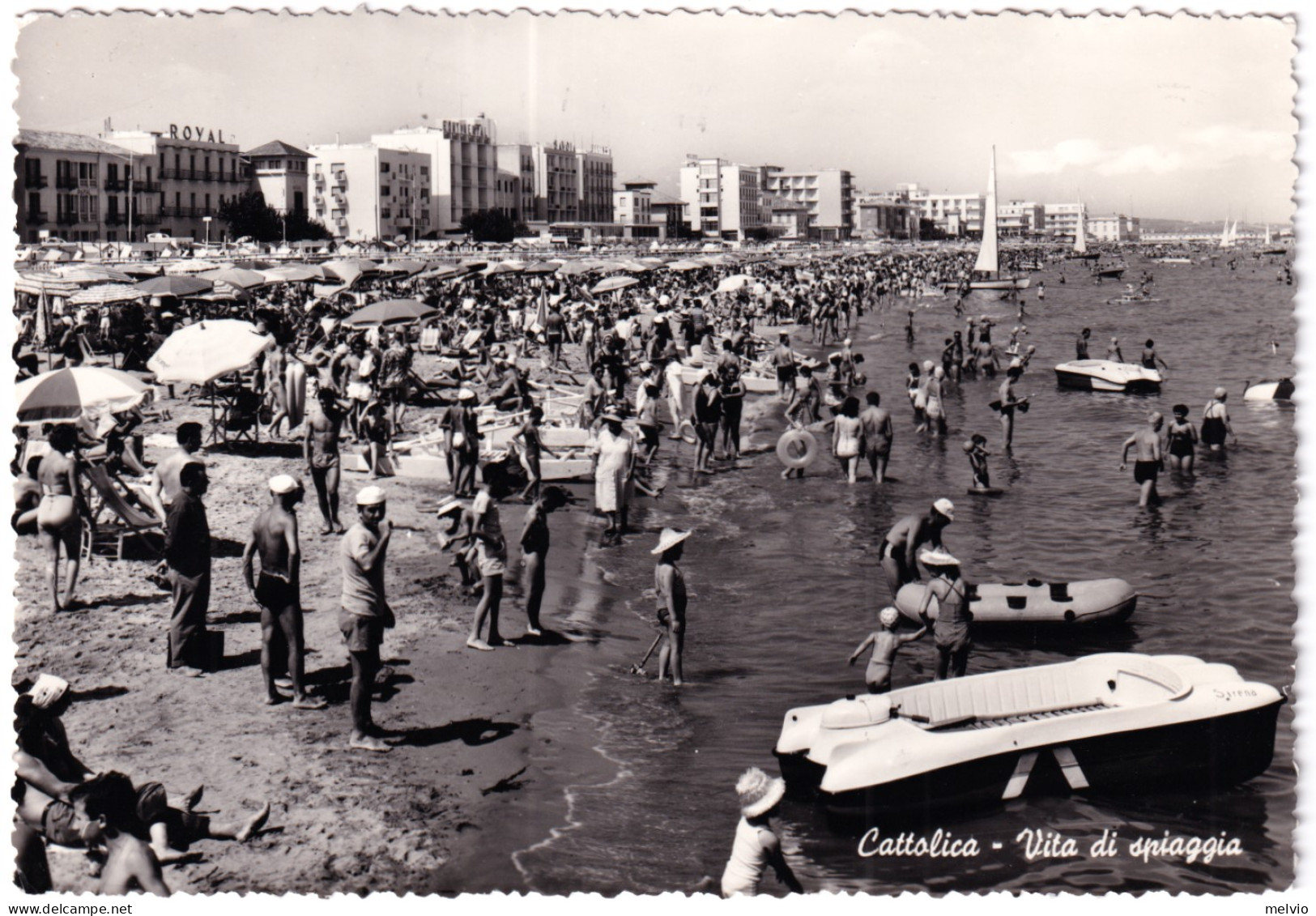 1960-CATTOLICA Vita Di Spiaggia Viaggiata - Rimini
