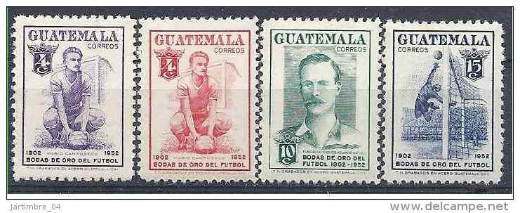1955 GUATEMALA 367-71** Sauf 369 Incomplète, Football, Gardien De But - Guatemala