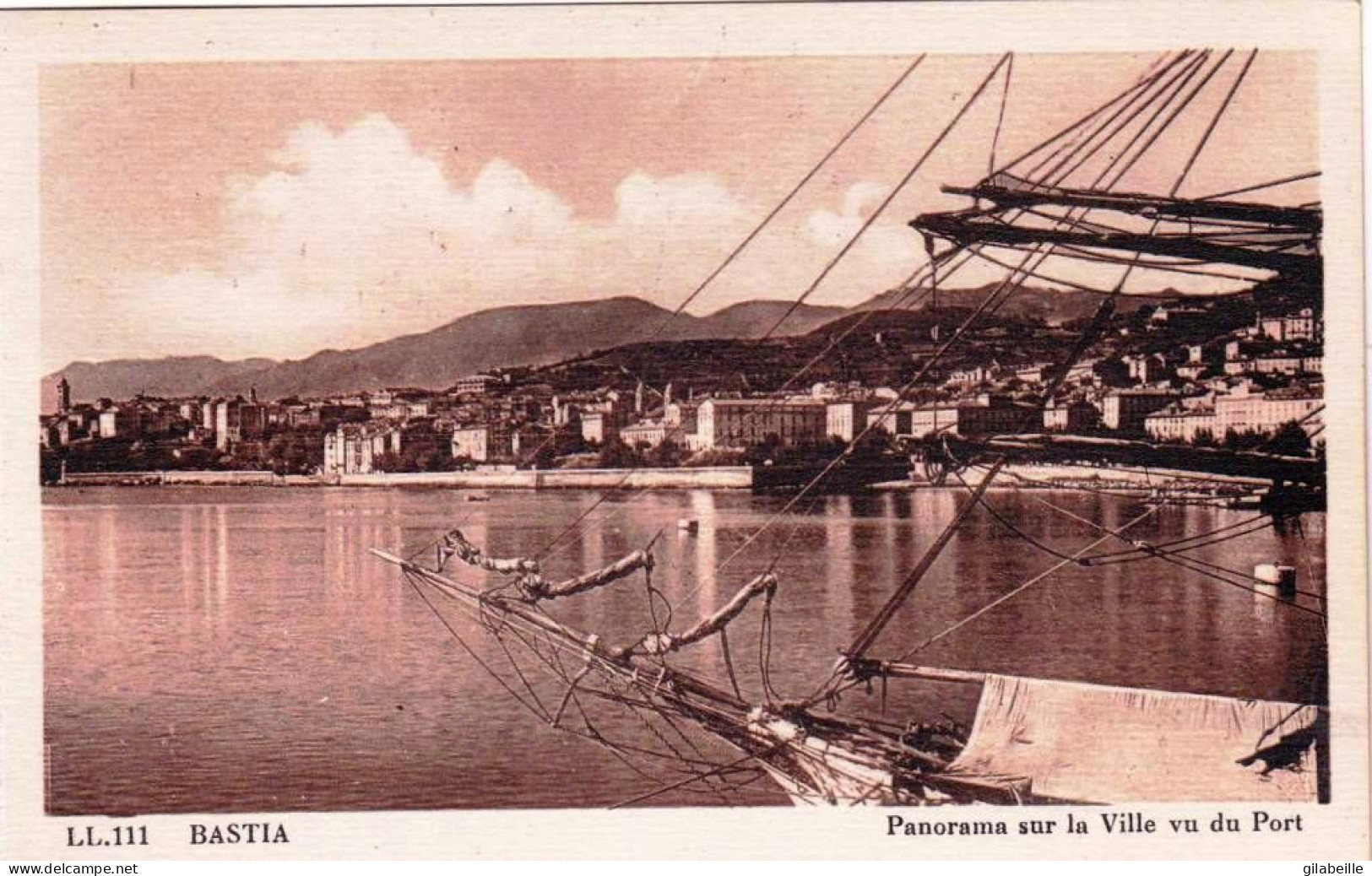 20 - Corse -  BASTIA -  Panorama Sur La Ville Vu Du Port - Bastia