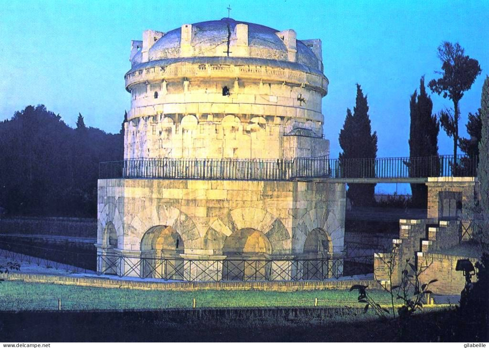 RAVENNA  - Mausoleo Di Teodorico - Notturno - Ravenna