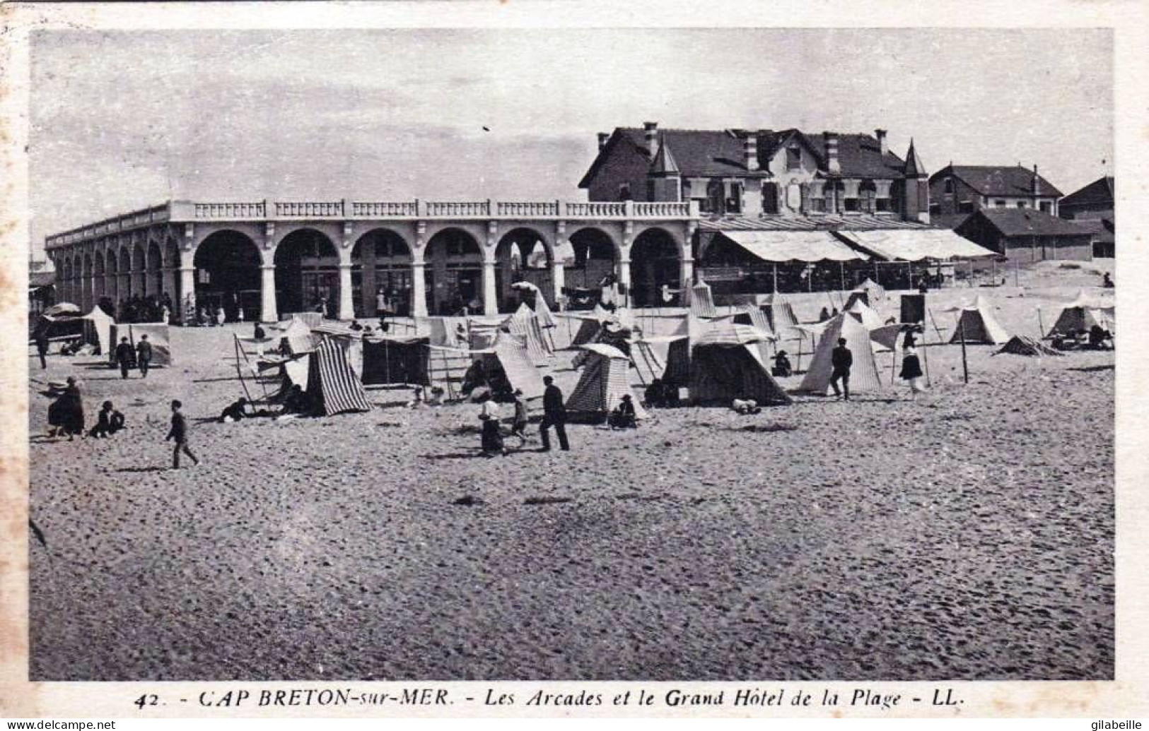 40 - Landes - CAPBRETON  Sur MER - Les Arcades Et Le Grand Hotel De La Plage - Capbreton