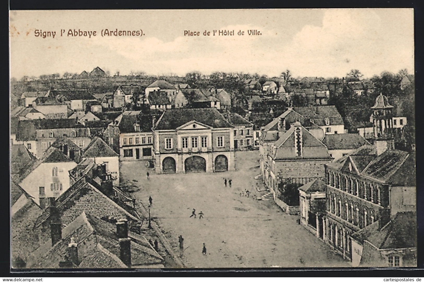 CPA Signy L'Abbaye, Place De L'Hotel De Ville  - Other & Unclassified