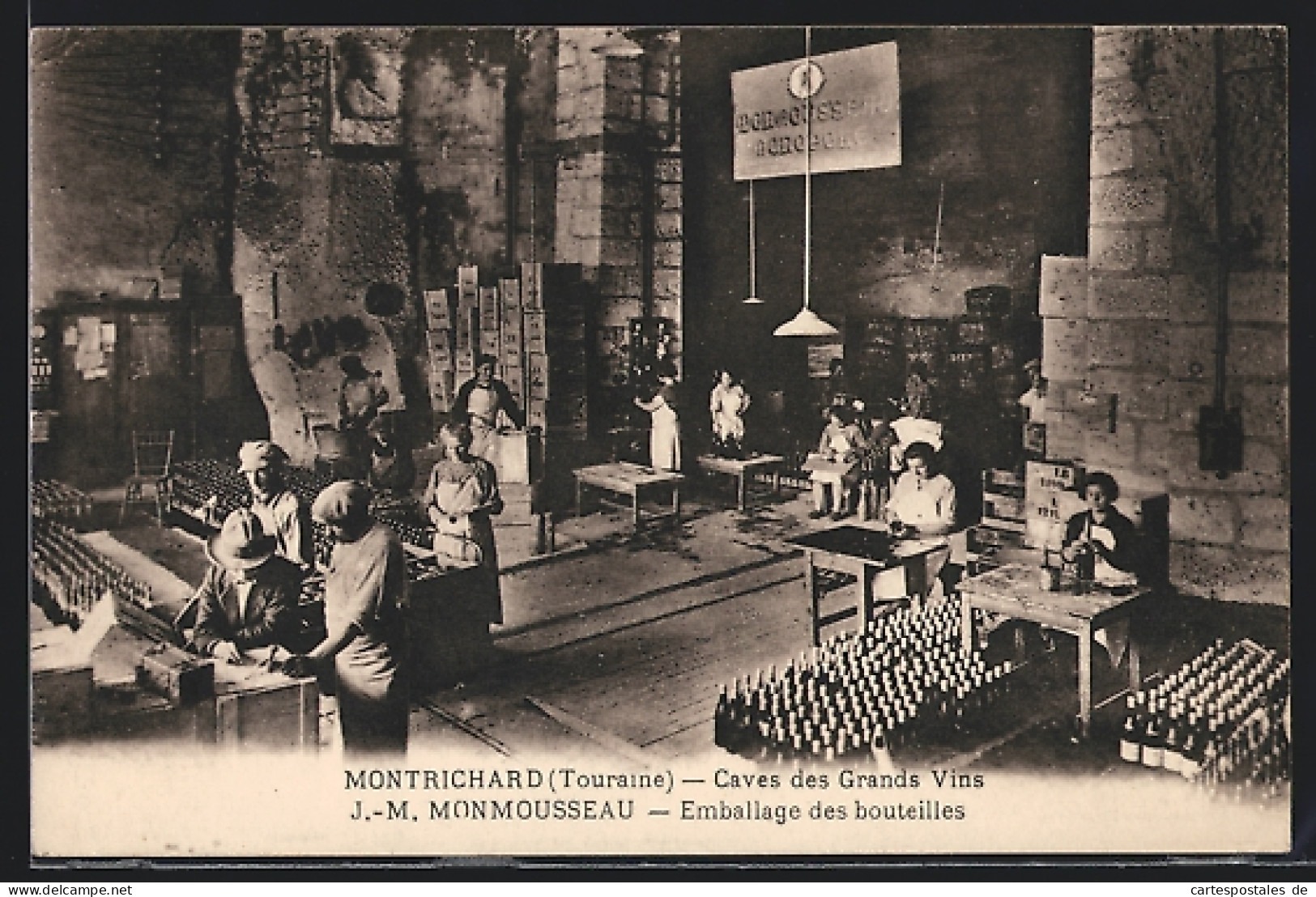 CPA Montrichard, Caves De Champagnisation, J.-M. Monmousseau, Emballage Des Bouteilles  - Montrichard