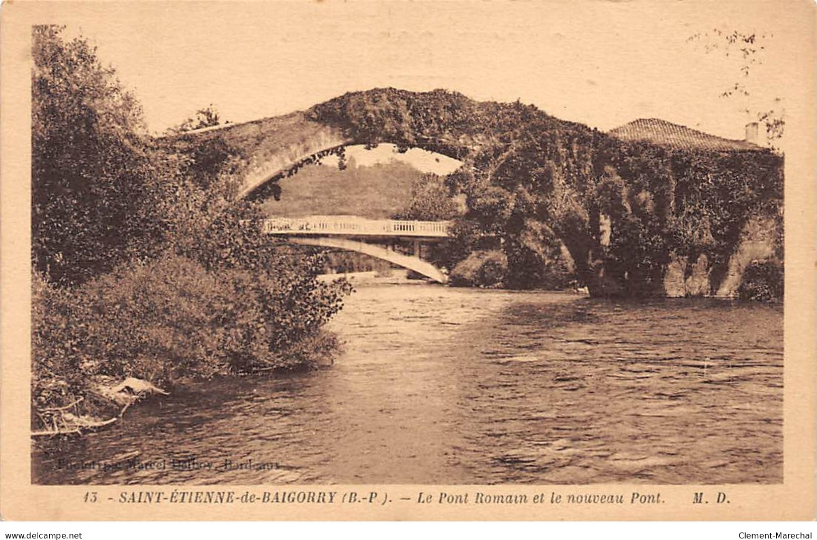 SAINT ETIENNE DE BAIGORRY - Le Pont Romain Et Le Nouveau Pont - Très Bon état - Saint Etienne De Baigorry