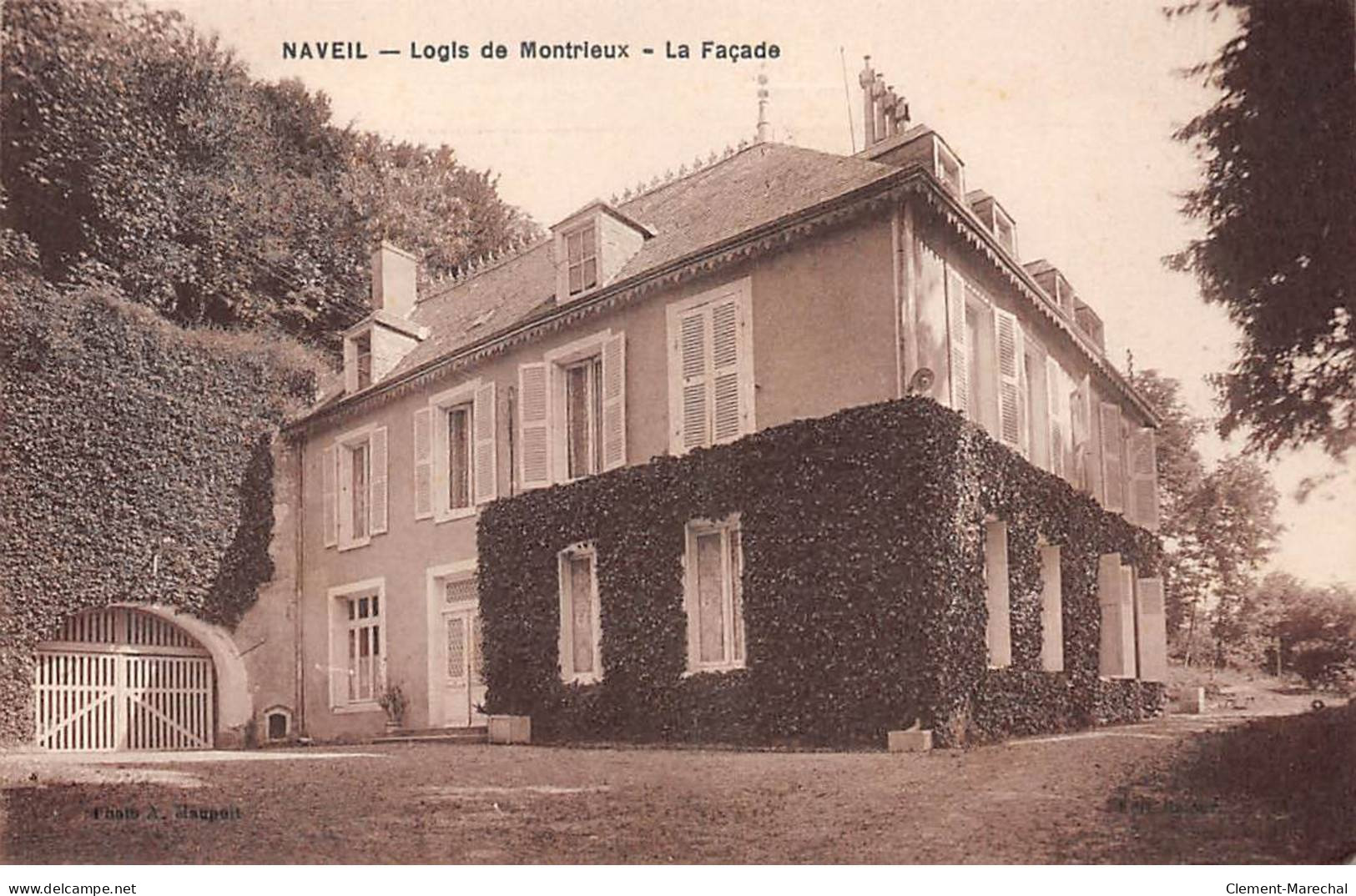NAVEIL - Logis De Montrieux - La Façade - Très Bon état - Andere & Zonder Classificatie