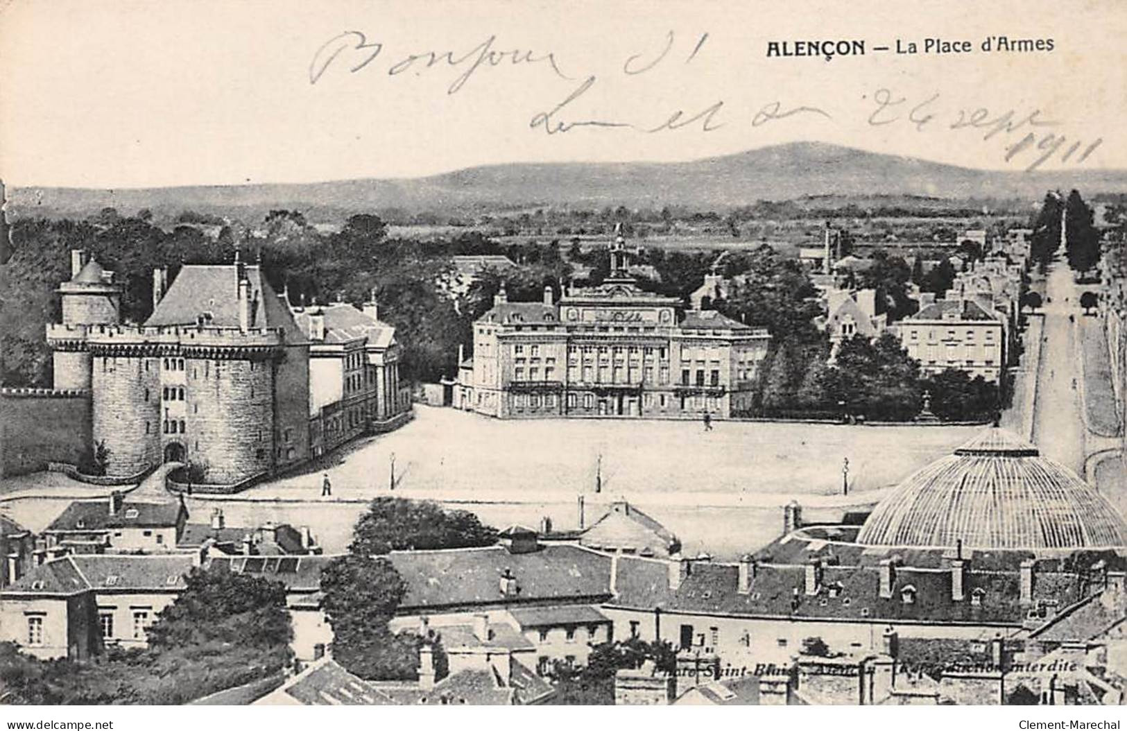 ALENCON - La Place D'Armes - Très Bon état - Alencon