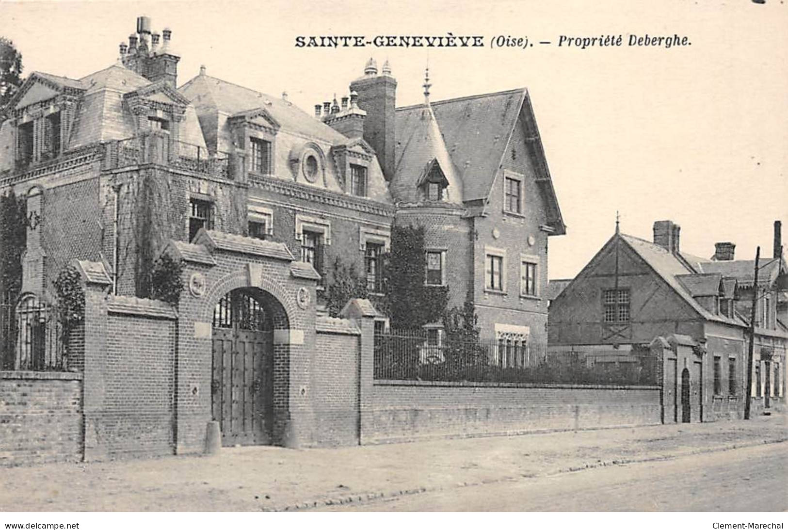 SAINTE GENEVIEVE - Propriété Deberghe - Très Bon état - Sainte-Geneviève