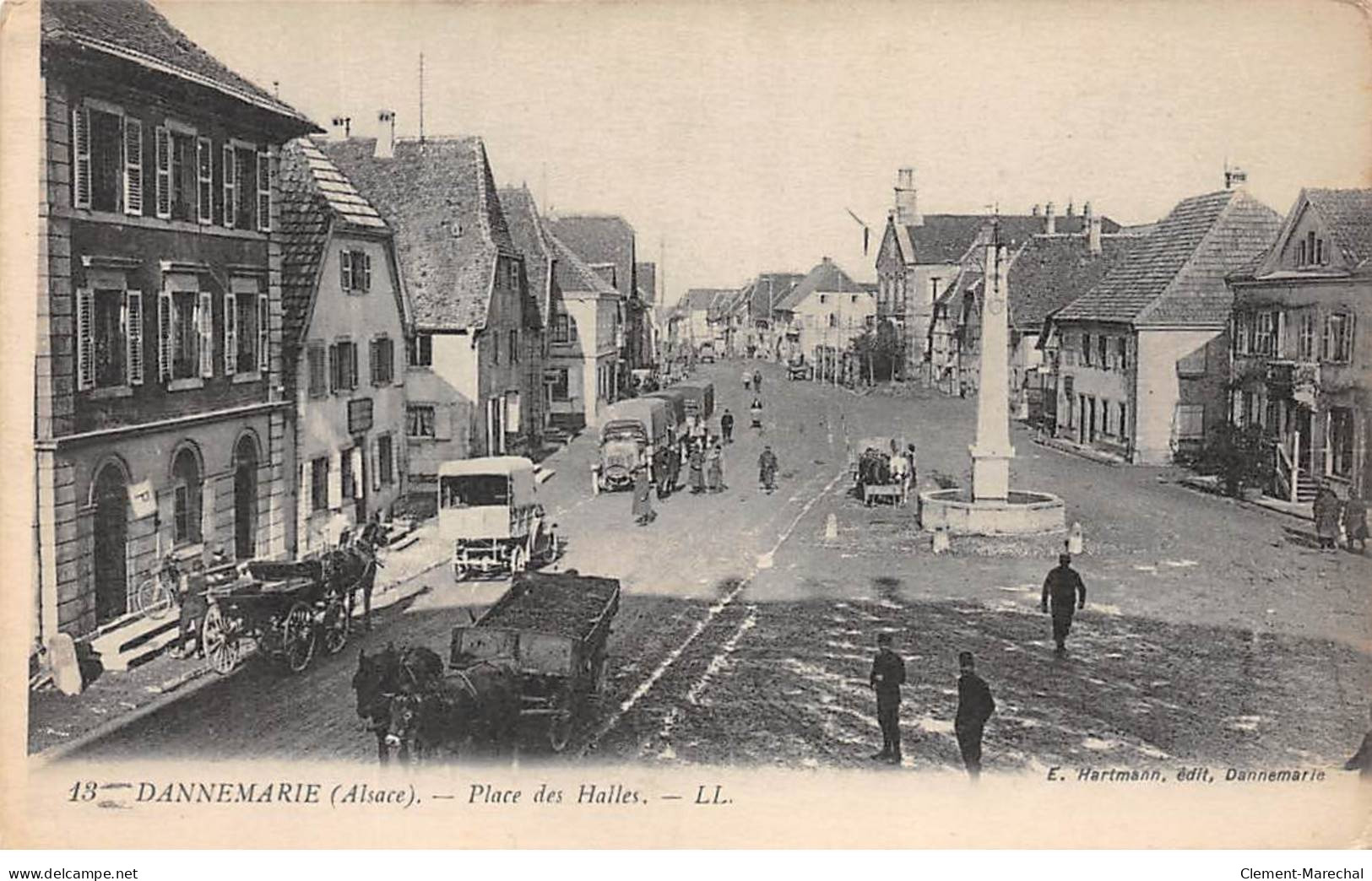 DANNEMARIE - Place Des Halles - Très Bon état - Dannemarie