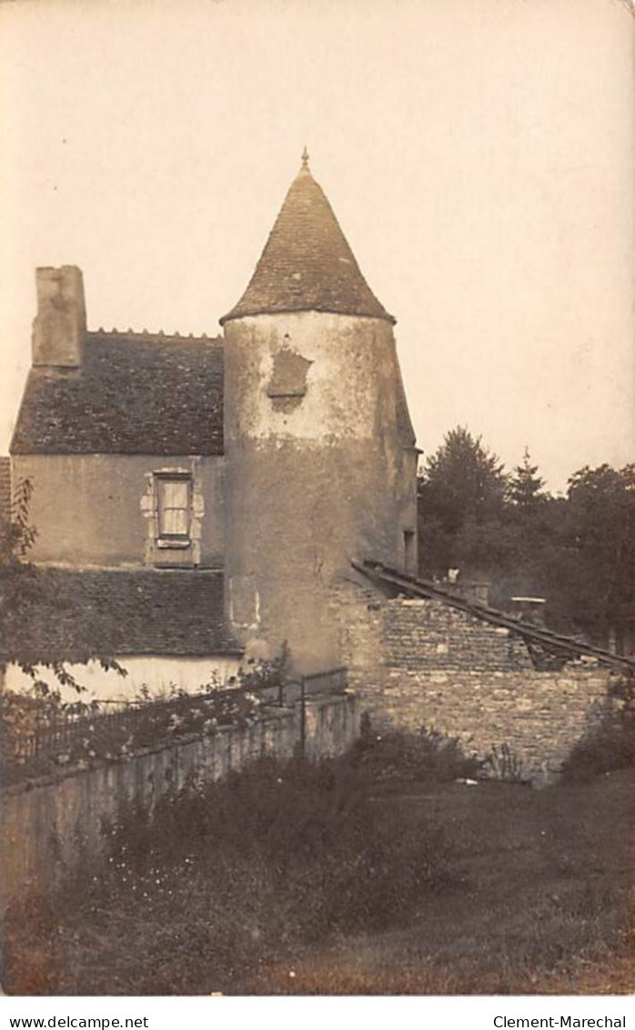 FONTAINES - Tour D'un Vieux Château - Carte Photo - Très Bon état - Sonstige & Ohne Zuordnung