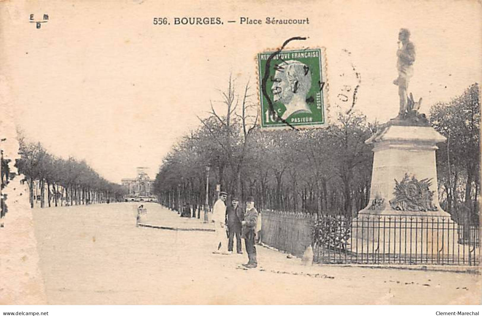 BOURGES - Place Séraucourt - Très Bon état - Bourges