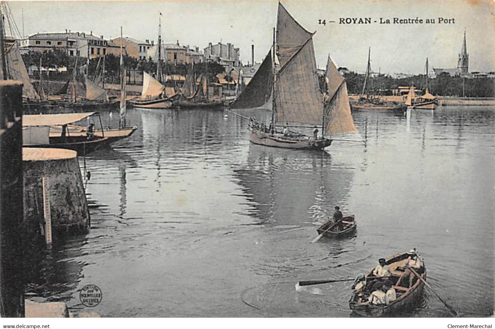 ROYAN - La Rentrée Au Port - Très Bon état - Royan