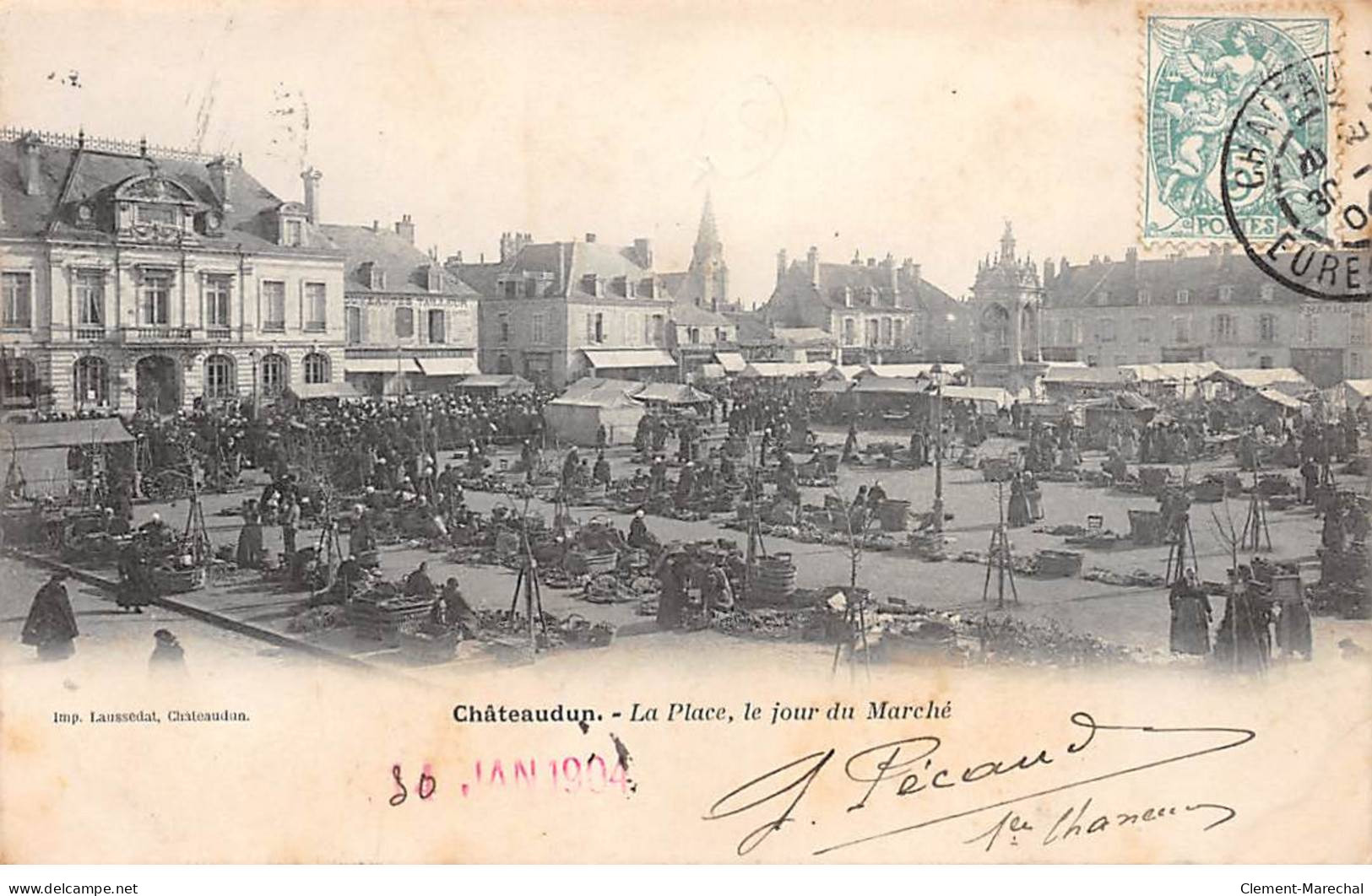 CHATEAUDUN - La Place, Le Jour Du Marché - Très Bon état - Chateaudun