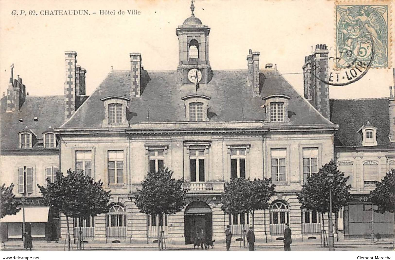 CHATEAUDUN - Hôtel De Ville - Très Bon état - Chateaudun