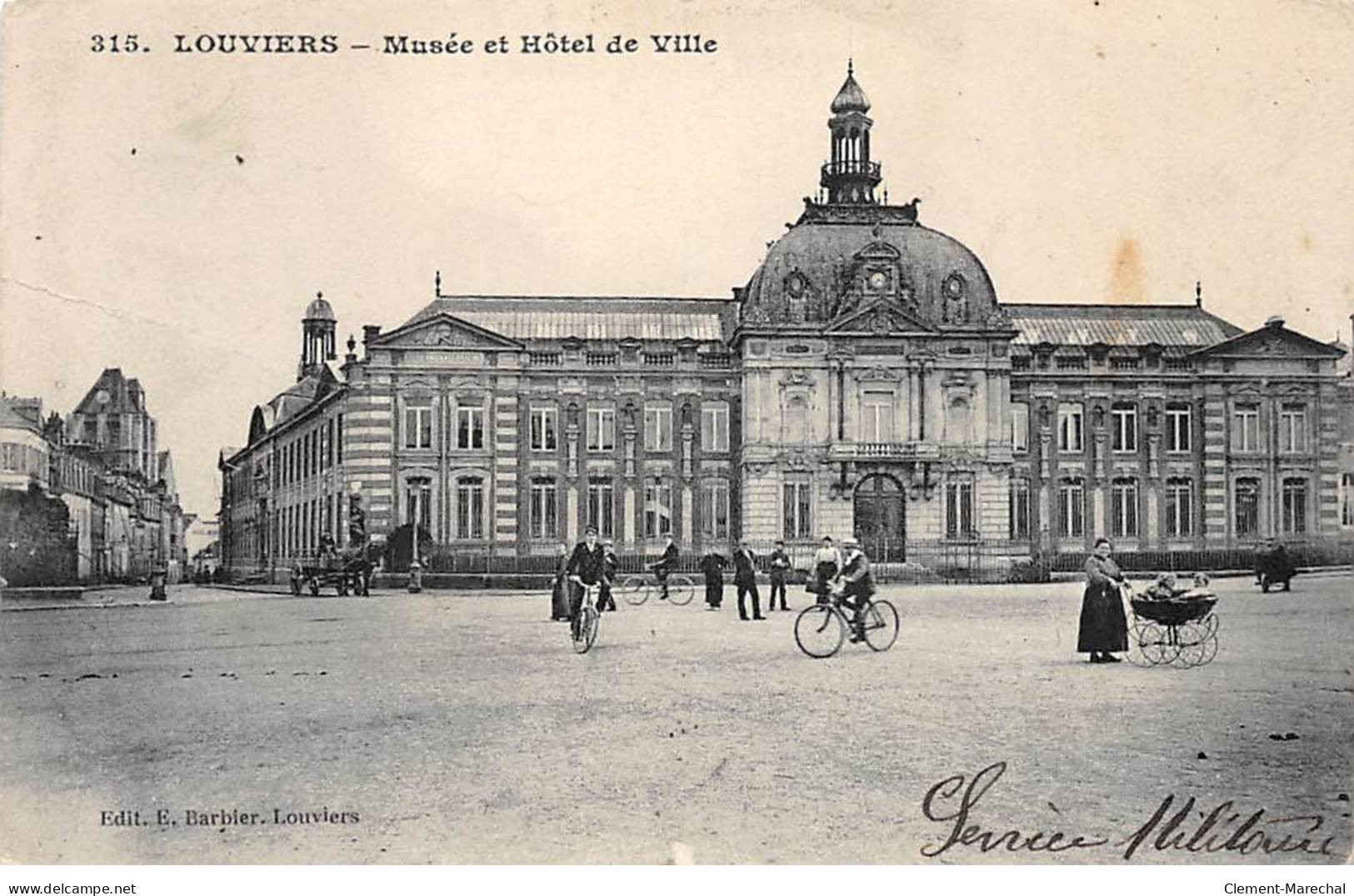 LOUVIERS - Musée Et Hôtel De Ville - Très Bon état - Louviers
