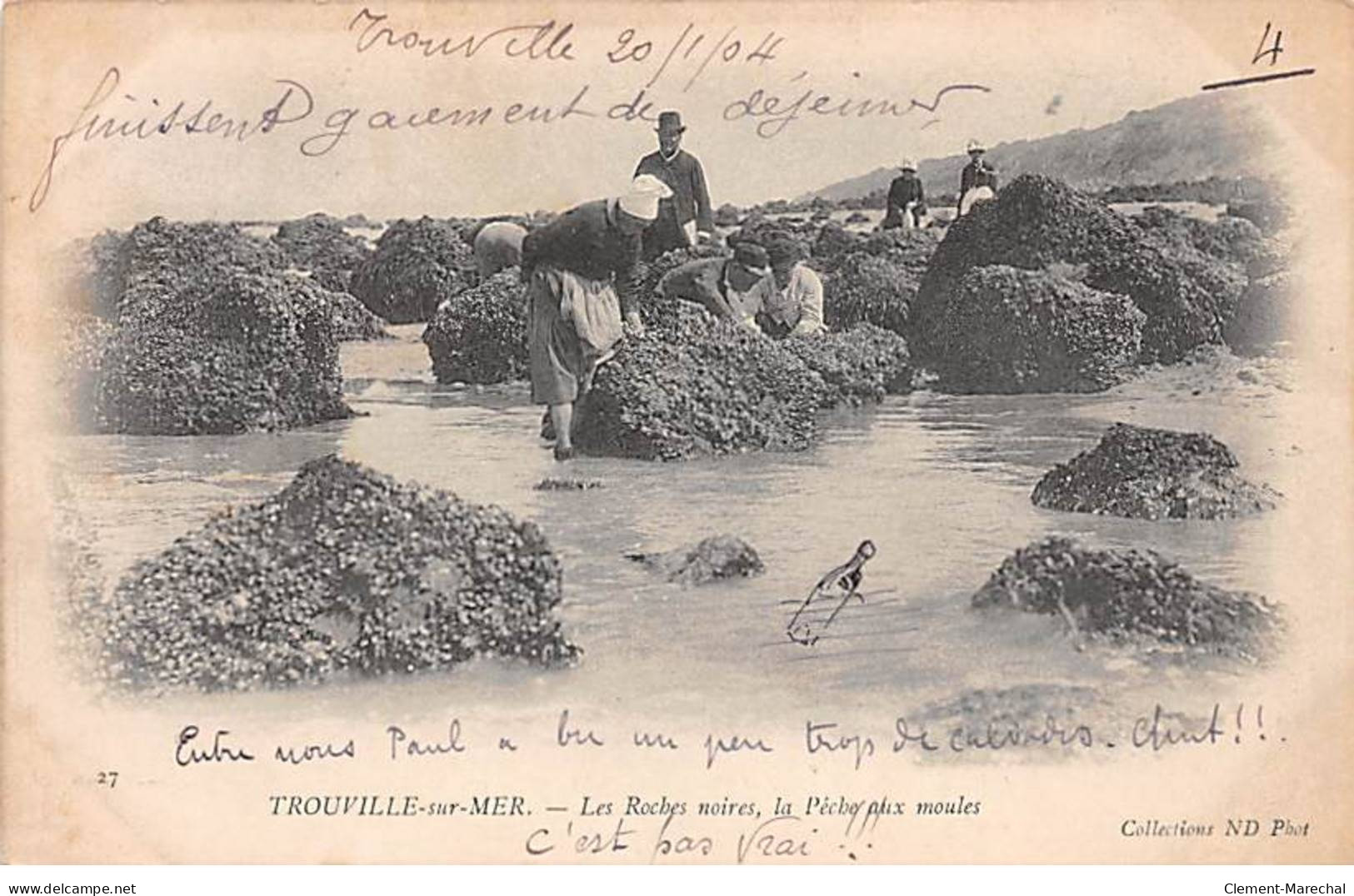 TROUVILLE SUR MER - Les Roches Noires - La Pêche Aux Moules - Très Bon état - Trouville