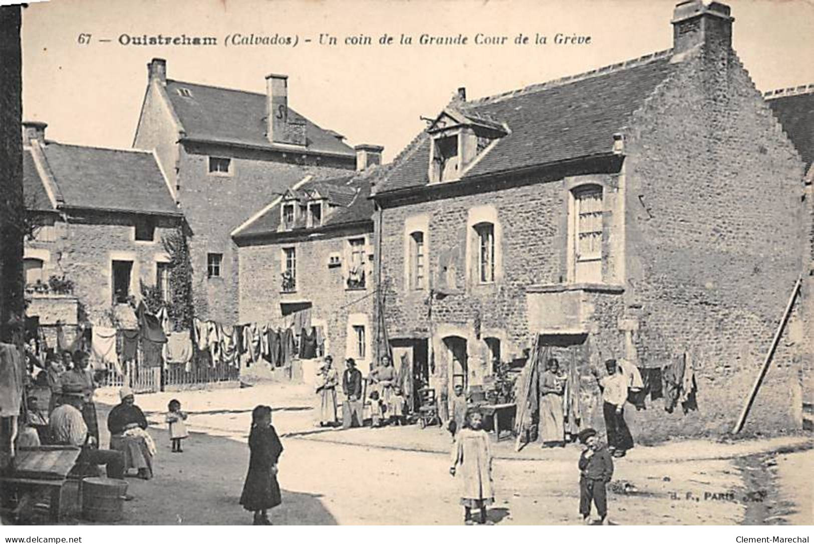 OUISTREHAM - Un Coin De La Grande Cour De La Grève - état - Ouistreham