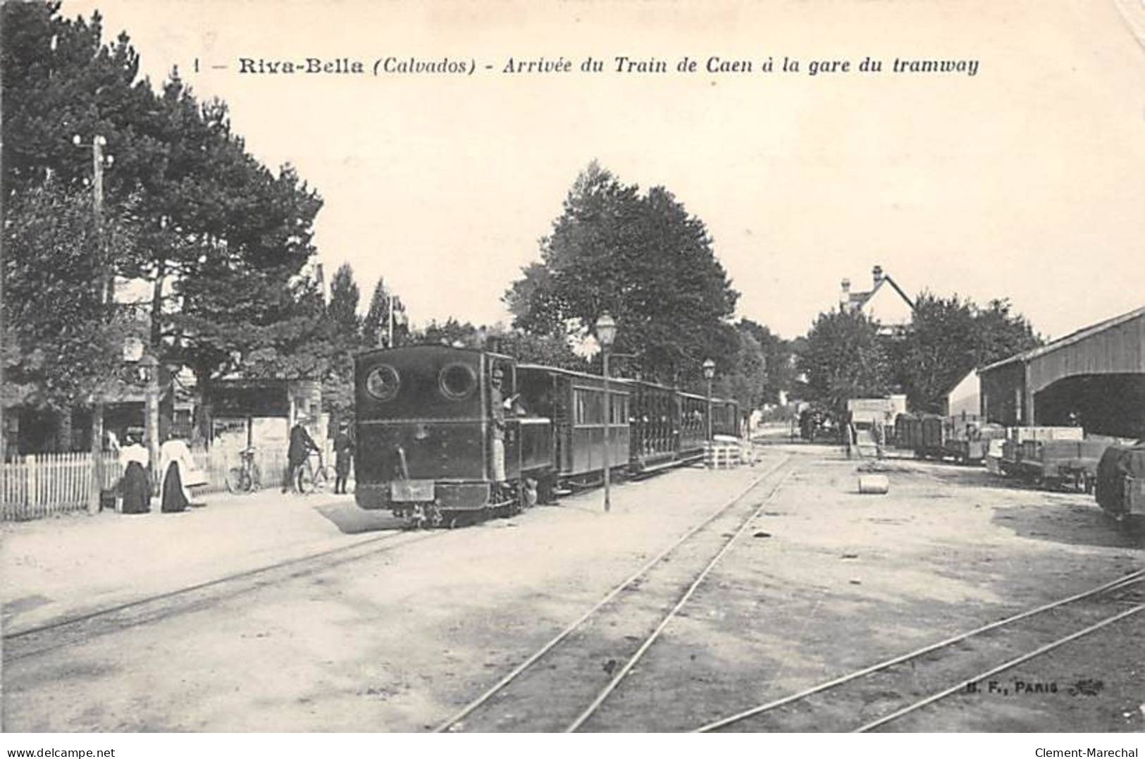 RIVA BELLA - Arrivée Du Train De Caen à La Gare Du Tramway - état - Riva Bella