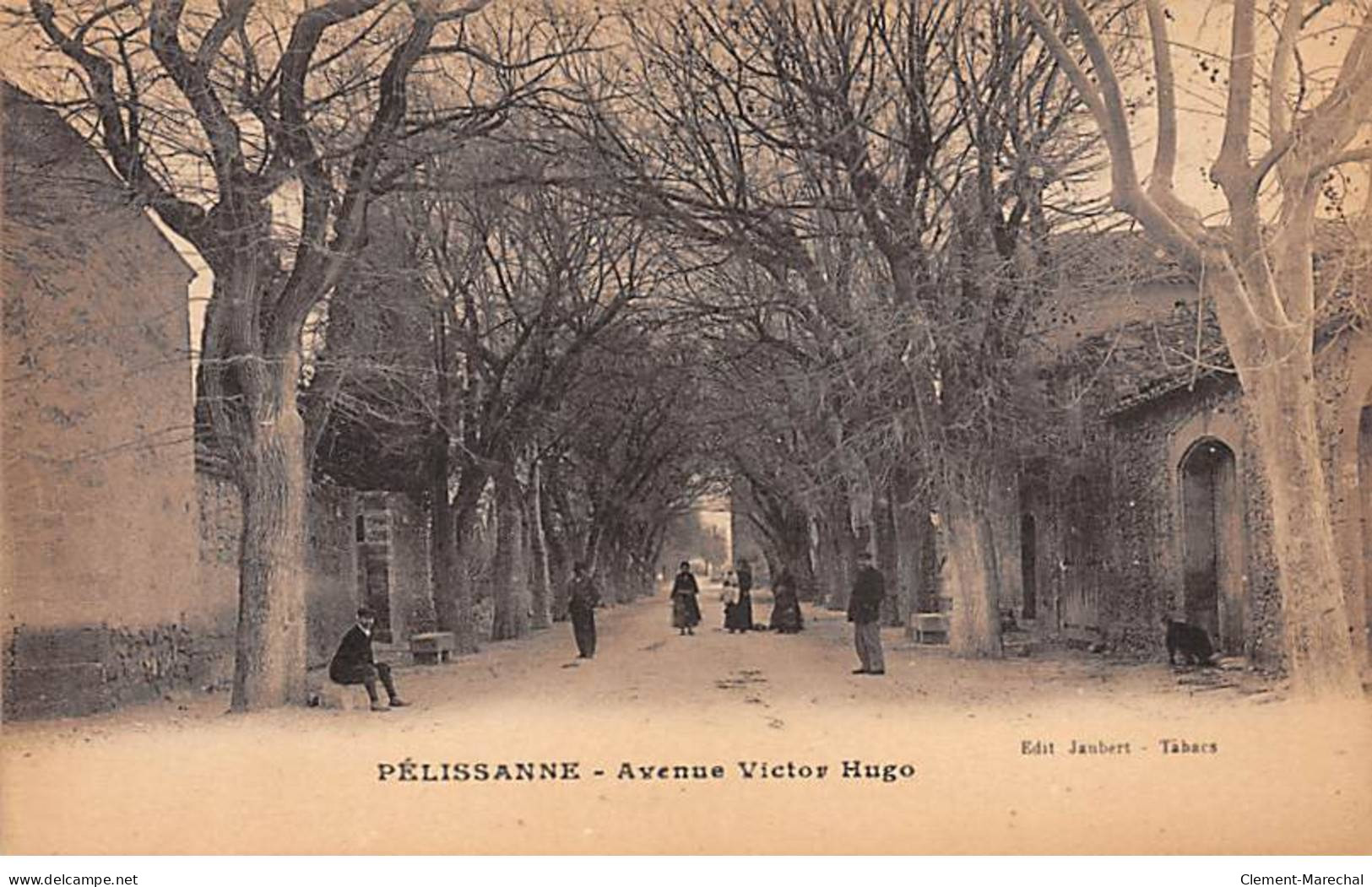 PELISSANNE - Avenue Victor Hugo - Très Bon état - Pelissanne