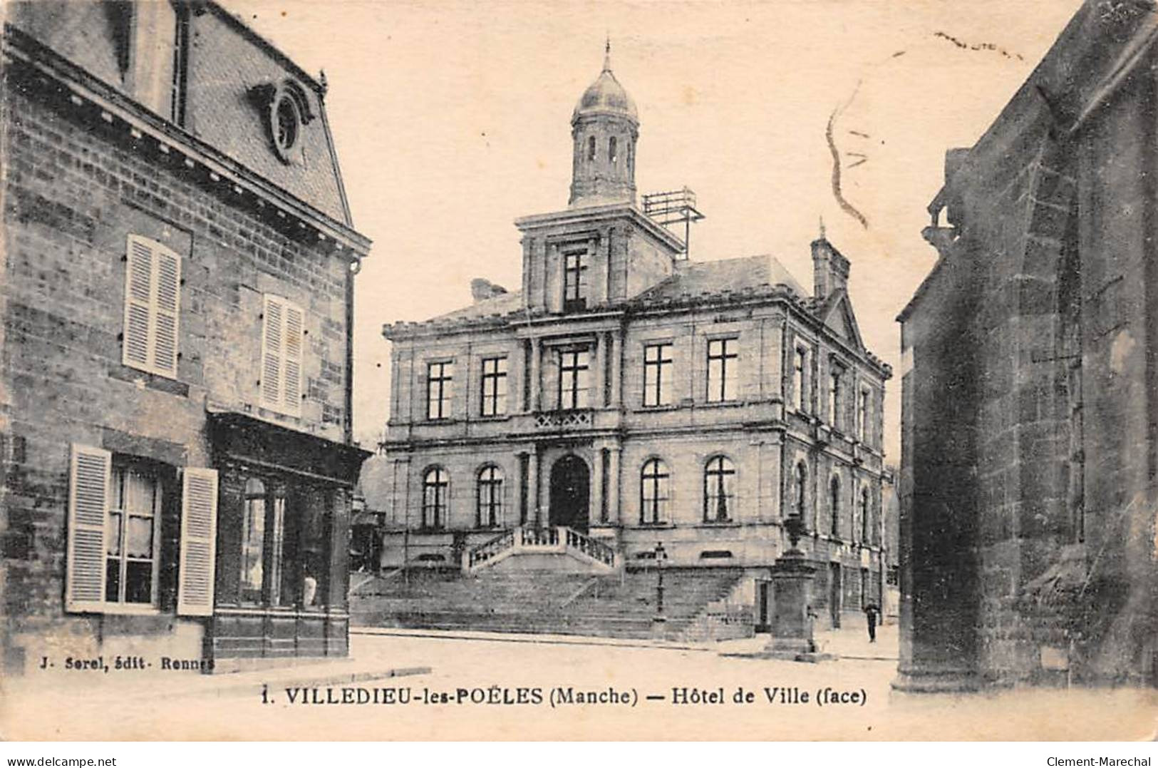 VILLEDIEU LES POELES - Hôtel De Ville - Très Bon état - Villedieu