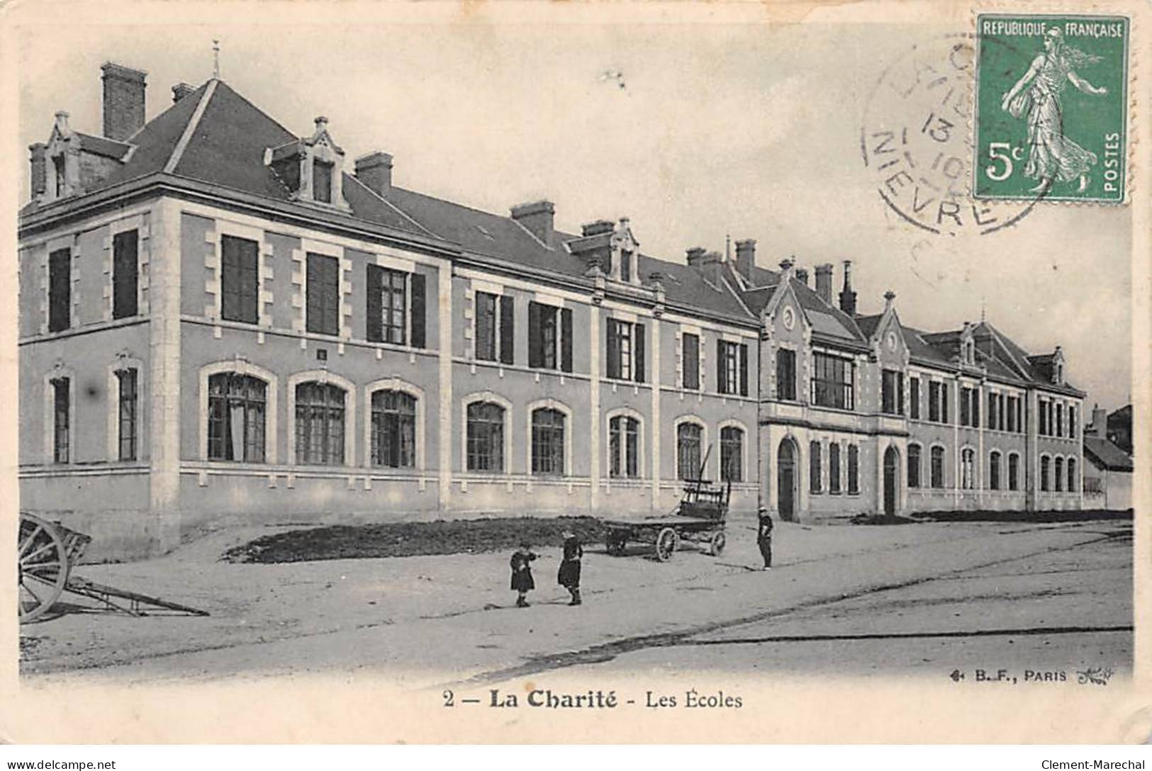 LA CHARITE - Les Ecoles - état - La Charité Sur Loire