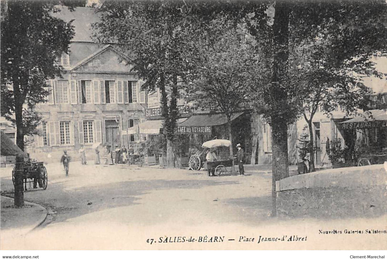 SALIES DE BEARN - Place Jeanne D'Albret - Très Bon état - Salies De Bearn