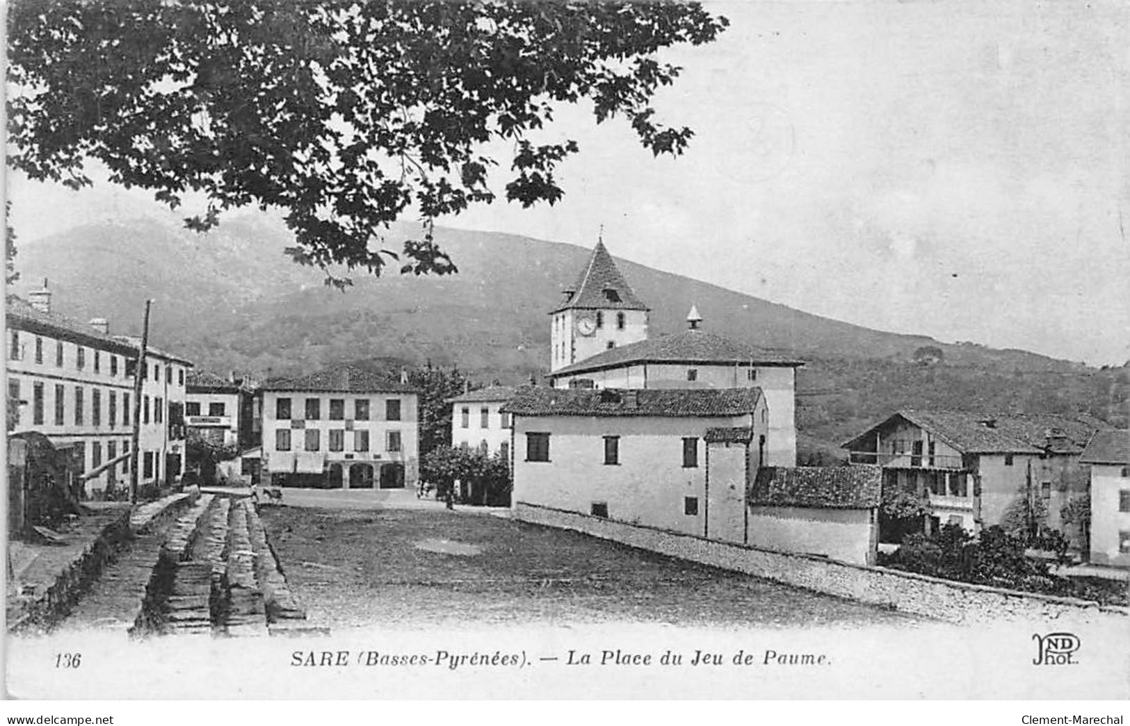 SARE - La Place Du Jeu De Paume - Très Bon état - Sare