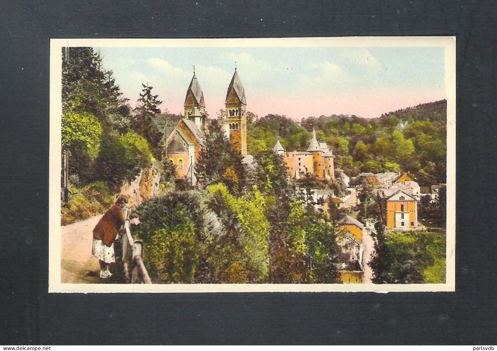 LUXEMBOURG -   CLERVAUX -  L' EGLISE ET LE CHATEAU  (L 213) - Clervaux