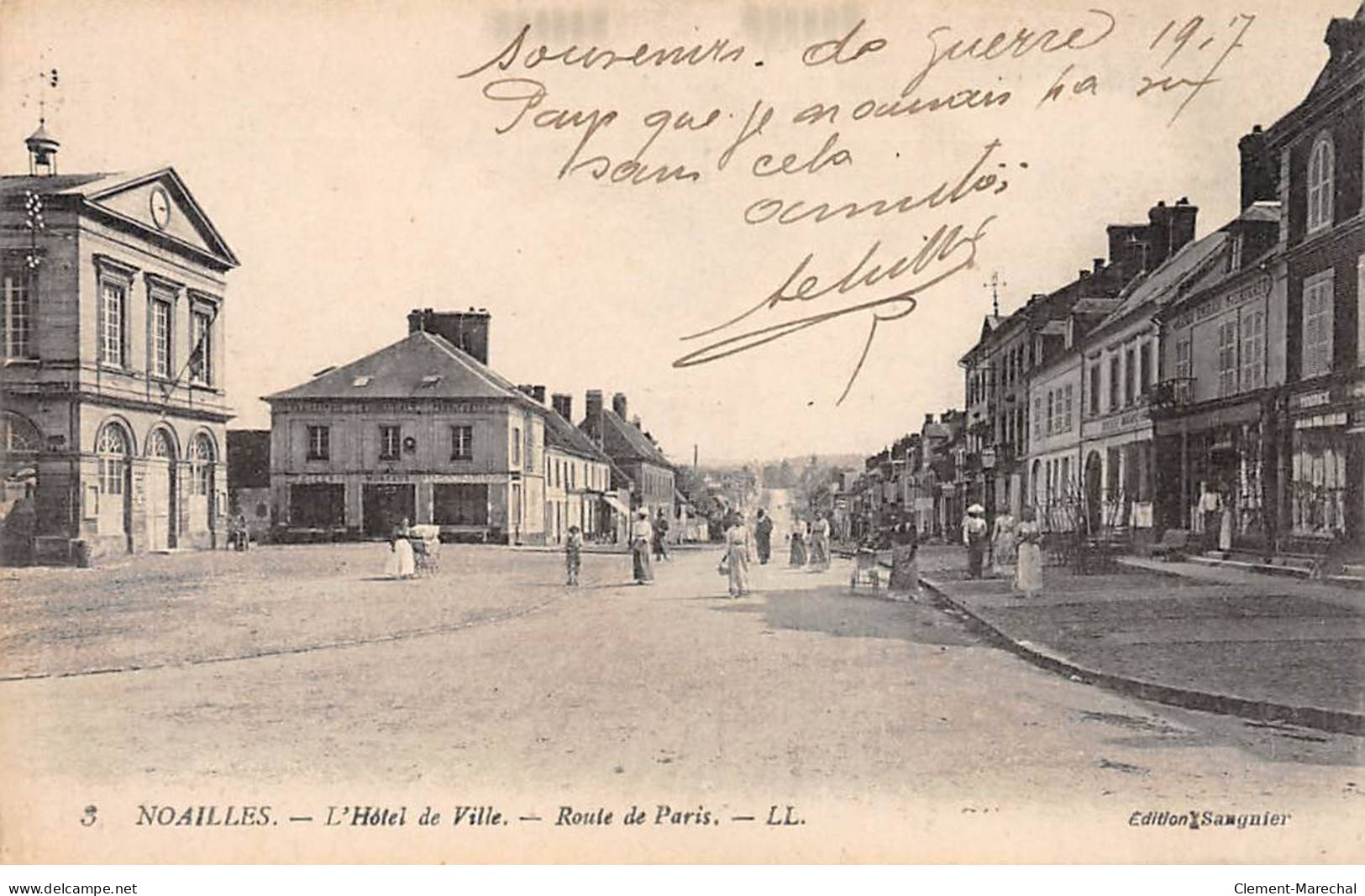 NOAILLES - L'Hôtel De Ville - Route De Paris - Très Bon état - Noailles