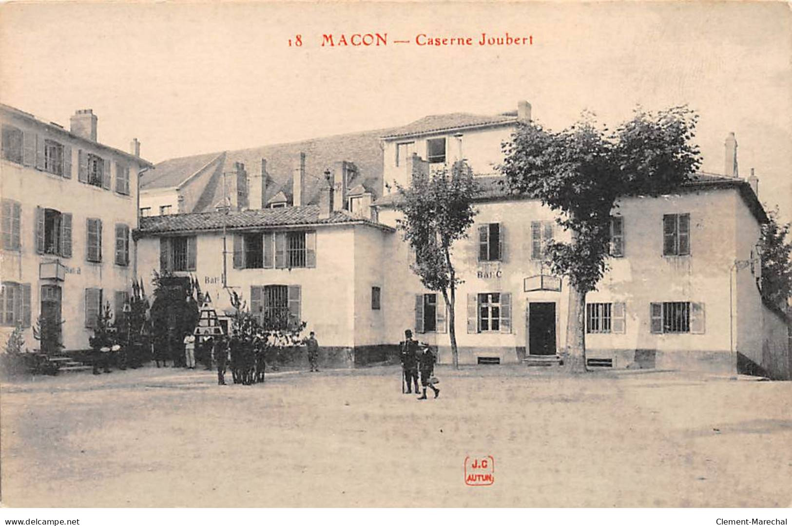 MACON - Caserne Joubert - Très Bon état - Macon