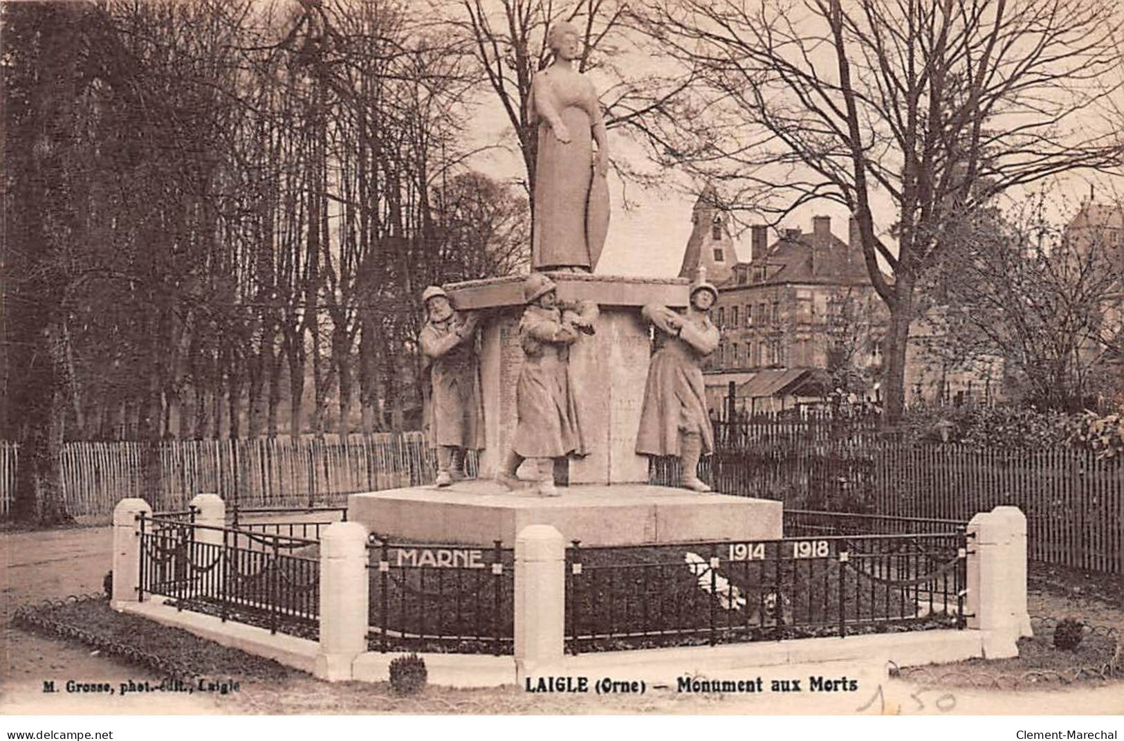 LAIGLE - Monument Aux Morts - Très Bon état - L'Aigle