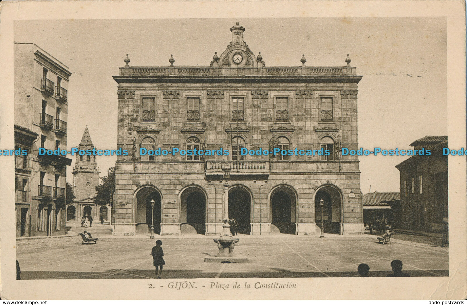 R010902 Gijon. Plaza De La Constitucion. L. Roisin. 1930 - Monde