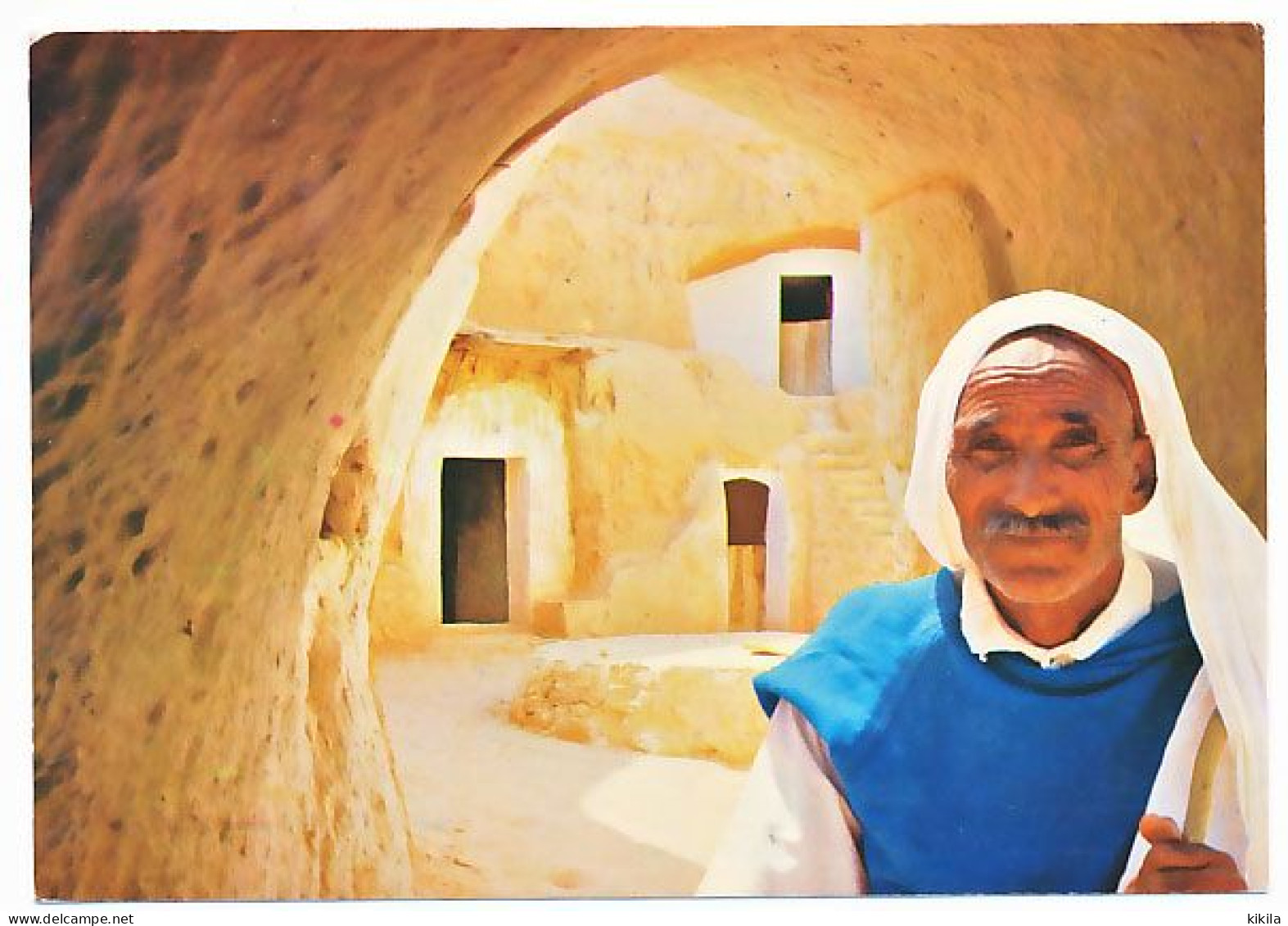 CPSM 10.5  X 15  Tunisie  MATMATA  Habitations Troglodytes  Un Vieux   Intérieur - Tunisia
