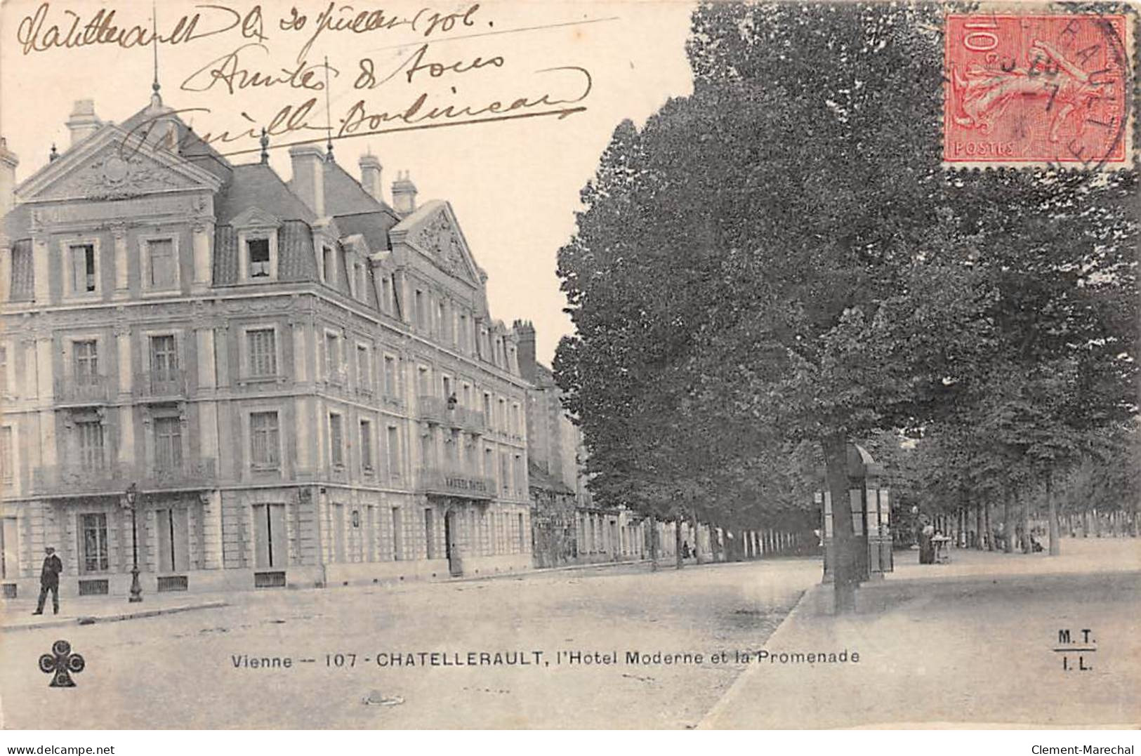 CHATELLERAULT - L'Hôtel Moderne Et La Promenade - Très Bon état - Chatellerault