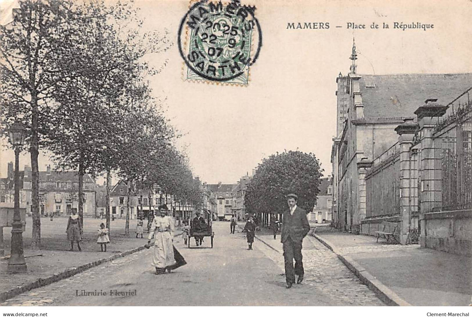 MAMERS - Place De La République - état - Mamers