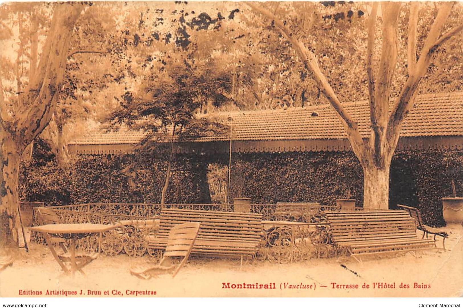 MONTMIRAIL - Terrasse De L'Hôtel Des Bains - état - Andere & Zonder Classificatie