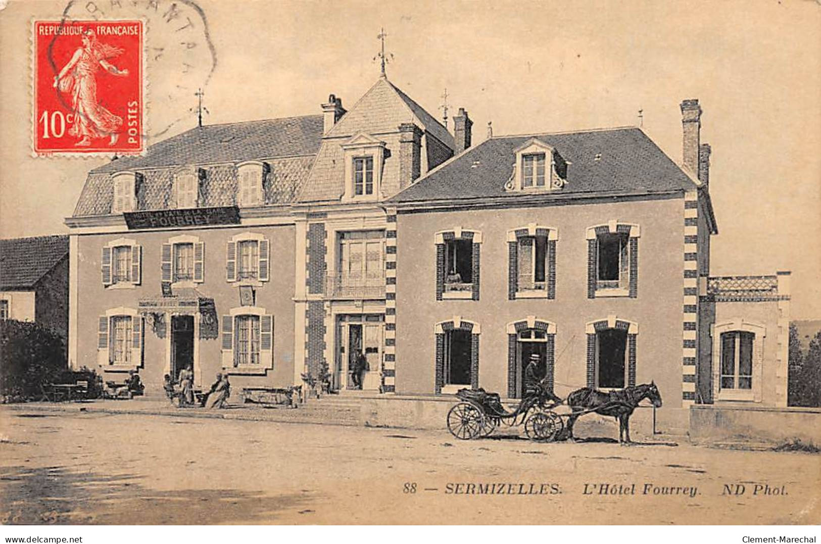 SERMIZELLES - L'Hôtel Fourrey - Très Bon état - Autres & Non Classés