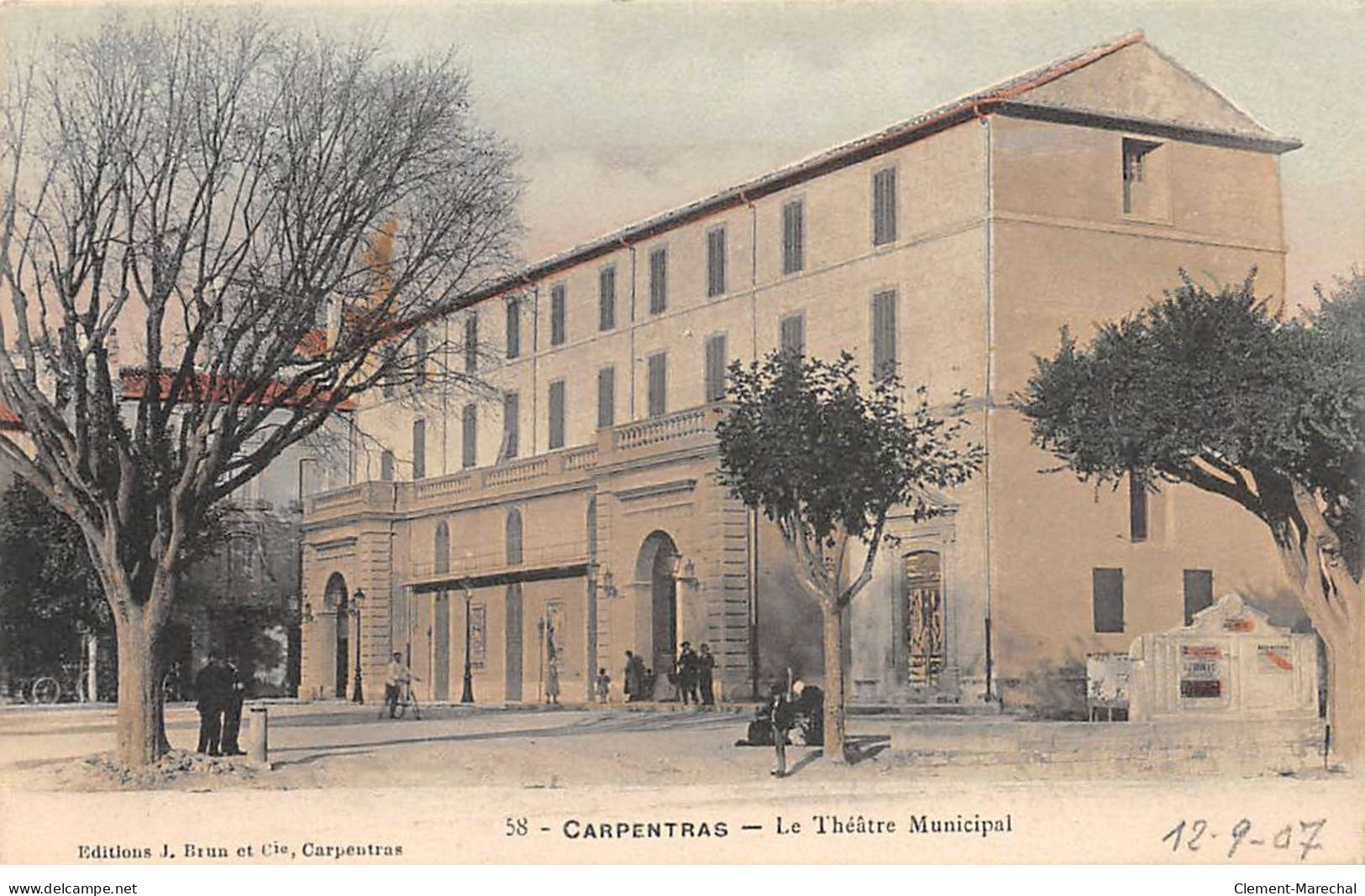 CARPENTRAS - Le Théâtre Municipal - Très Bon état - Carpentras