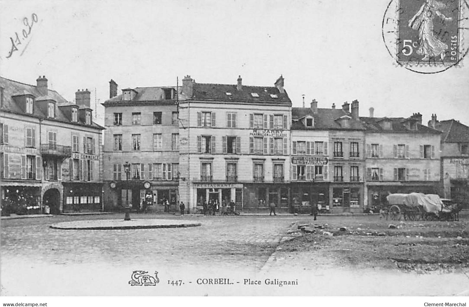 CORBEIL - Place Galignani - Très Bon état - Corbeil Essonnes